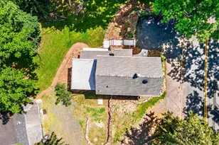 28 Old Clinton Rd, Raritan Township, NJ 08822 - Photo 9