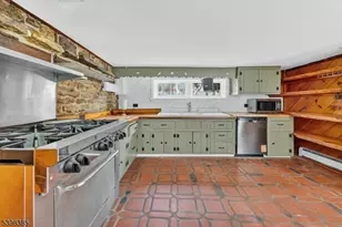 28 Old Clinton Rd, Raritan Township, NJ 08822 - Photo 13