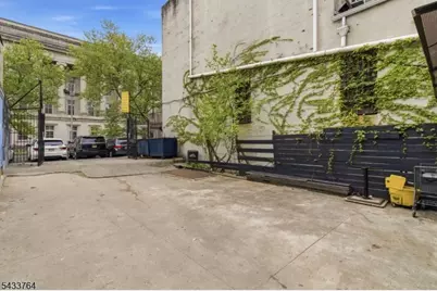 946 Broad St, Newark, NJ 07102 - Photo 11