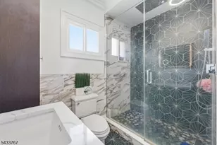 334 1st Ave, Elizabeth, NJ 07206 - Photo 13