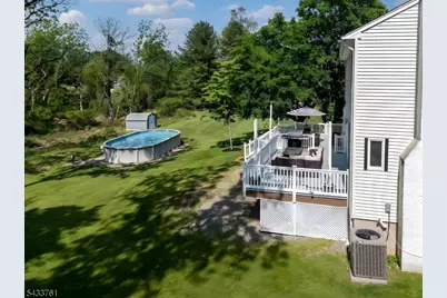 301 Heritage Dr, Readington, NJ 08889 - Photo 33