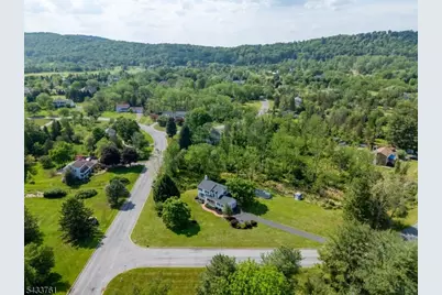 301 Heritage Dr, Readington, NJ 08889 - Photo 35