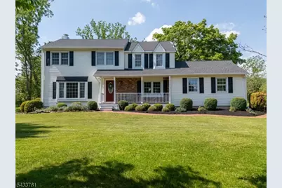 301 Heritage Dr, Readington, NJ 08889 - Photo 3