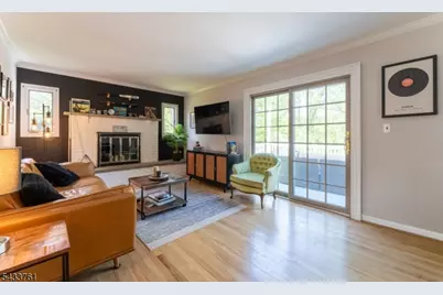 301 Heritage Dr, Readington, NJ 08889 - Photo 9
