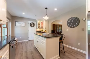 301 Heritage Dr, Readington, NJ 08889 - Photo 13