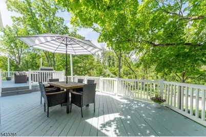 301 Heritage Dr, Readington, NJ 08889 - Photo 29