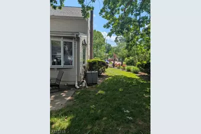 1113 Harding Rd, Elizabeth, NJ 07208 - Photo 23