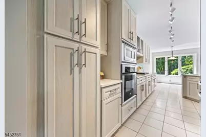 26 Sherwood Drive #26, Mountain Lakes, NJ 07046 - Photo 7