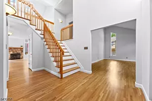 26 Sherwood Dr, Mountain Lakes, NJ 07046 - Photo 3