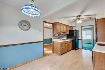 106 Winding Rd, Woodbridge Township, NJ 08830 - Photo 11