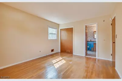 106 Winding Rd, Woodbridge Township, NJ 08830 - Photo 13
