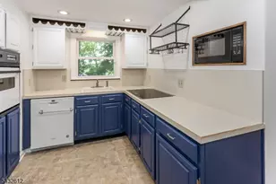 10 Iroquois Trail, Denville, NJ 07834 - Photo 11