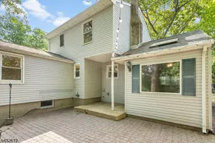 10 Iroquois Trail, Denville, NJ 07834 - Photo 19