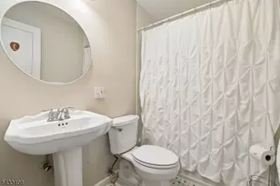 208 Wyoming St, Westfield, NJ 07090 - Photo 11