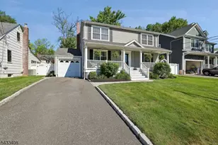 208 Wyoming St, Westfield, NJ 07090 - Photo 3