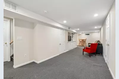 208 Wyoming St, Westfield, NJ 07090 - Photo 19