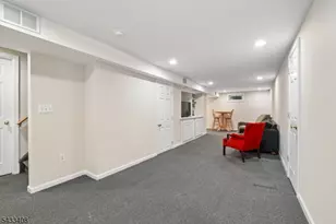 208 Wyoming St, Westfield, NJ 07090 - Photo 19