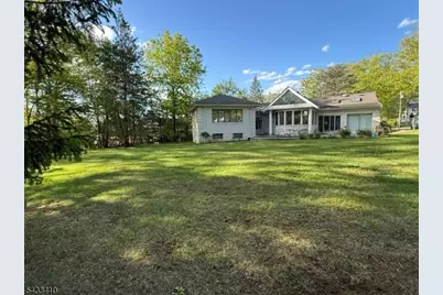 181 W Hobart Gap Rd, Livingston, NJ 07039 - Photo 1