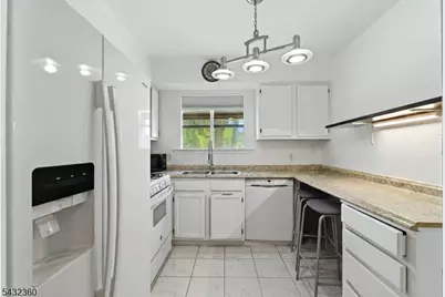 703 Pinehurst- #10, Union Township, NJ 07083 - Photo 15