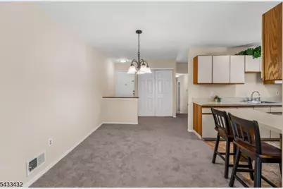 313 Spruce Hills Dr #313, Glen Gardner, NJ 08826 - Photo 7