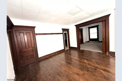 100 Main St - Front Apt #1, Newton, NJ 07860 - Photo 3