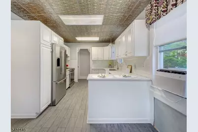 521 Belleville Ave, Glen Ridge, NJ 07028 - Photo 7