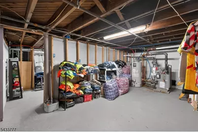 339 N 8th Ave, Manville, NJ 08835 - Photo 19