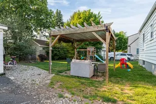 339 N 8th Ave, Manville, NJ 08835 - Photo 11
