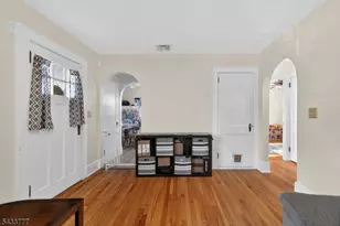 339 N 8th Ave, Manville, NJ 08835 - Photo 5