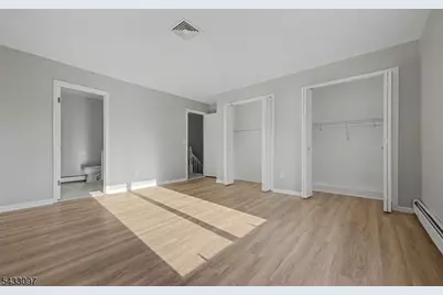 22 Flynn Pl, Wayne, NJ 07470 - Photo 17