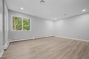 22 Flynn Pl, Wayne, NJ 07470 - Photo 19