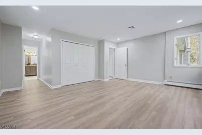 22 Flynn Pl, Wayne, NJ 07470 - Photo 13
