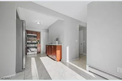 22 Flynn Pl, Wayne, NJ 07470 - Photo 7