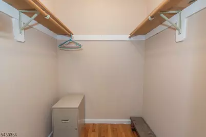 34 Terhune St, East Hanover Township, NJ 07936 - Photo 15