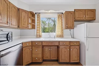 147 Main St, Lebanon, NJ 08833 - Photo 9