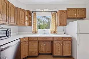 147 Main St, Lebanon, NJ 08833 - Photo 9