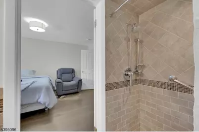 306 Eyland Ave, Roxbury Township, NJ 07876 - Photo 25