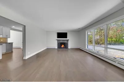 306 Eyland Ave, Roxbury Township, NJ 07876 - Photo 11