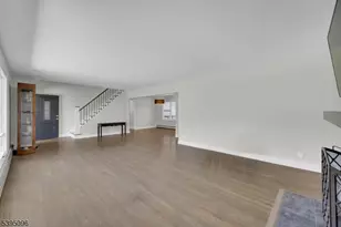 306 Eyland Ave, Roxbury Township, NJ 07876 - Photo 7