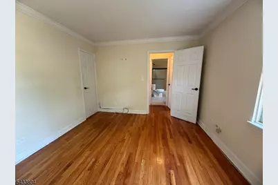 160 Gordonhurst Ave #E21, Montclair, NJ 07043 - Photo 7