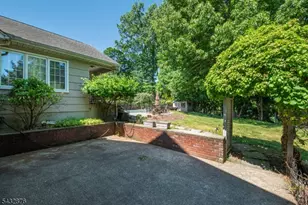 17 Morningside Cir, Little Falls Township, NJ 07424 - Photo 23