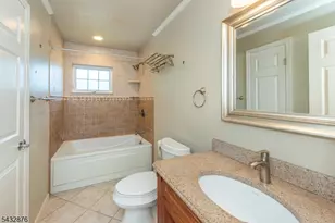 17 Morningside Cir, Little Falls Township, NJ 07424 - Photo 7