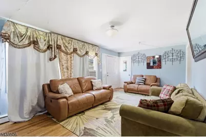 32 Valley View Dr, Mine Hill, NJ 07803 - Photo 7