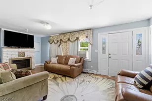 32 Valley View Dr, Mine Hill, NJ 07803 - Photo 3