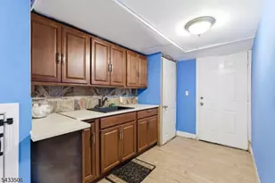 32 Valley View Dr, Mine Hill, NJ 07803 - Photo 25