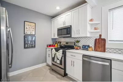 45 Bayview Ave, Newark, NJ 07112 - Photo 27