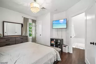 45 Bayview Ave, Newark, NJ 07112 - Photo 13