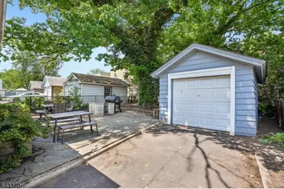 45 Bayview Ave, Newark, NJ 07112 - Photo 37