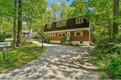 51 Lonaconing Rd, Vernon, NJ 07422 - Photo 1