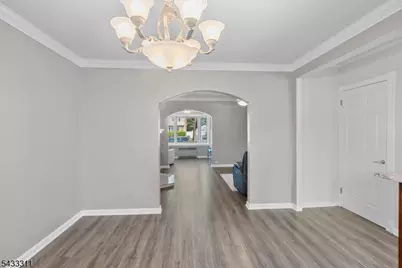 175 Colonial Rdwest, Union Township, NJ 07083 - Photo 23